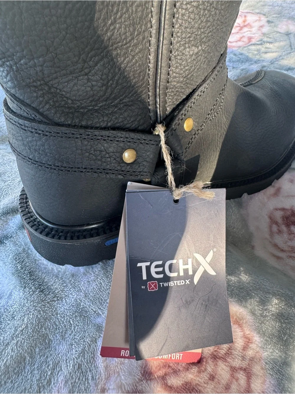 Twisted X durable black